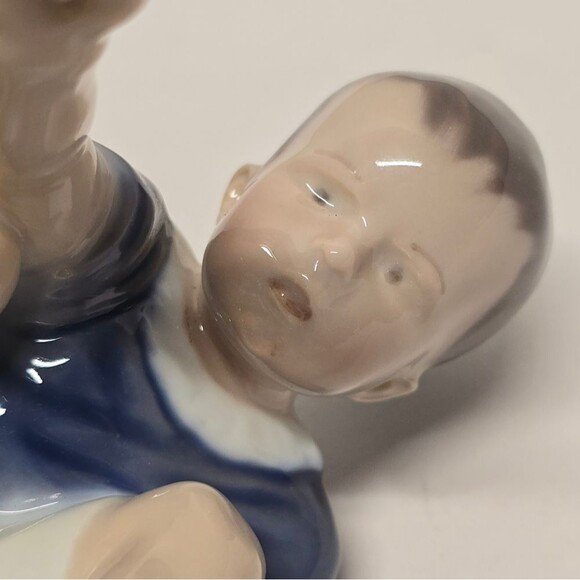 Bing & Grondahl Porcelain Figurine #1636 Dickie Boy B&G - Picture 5 of 9